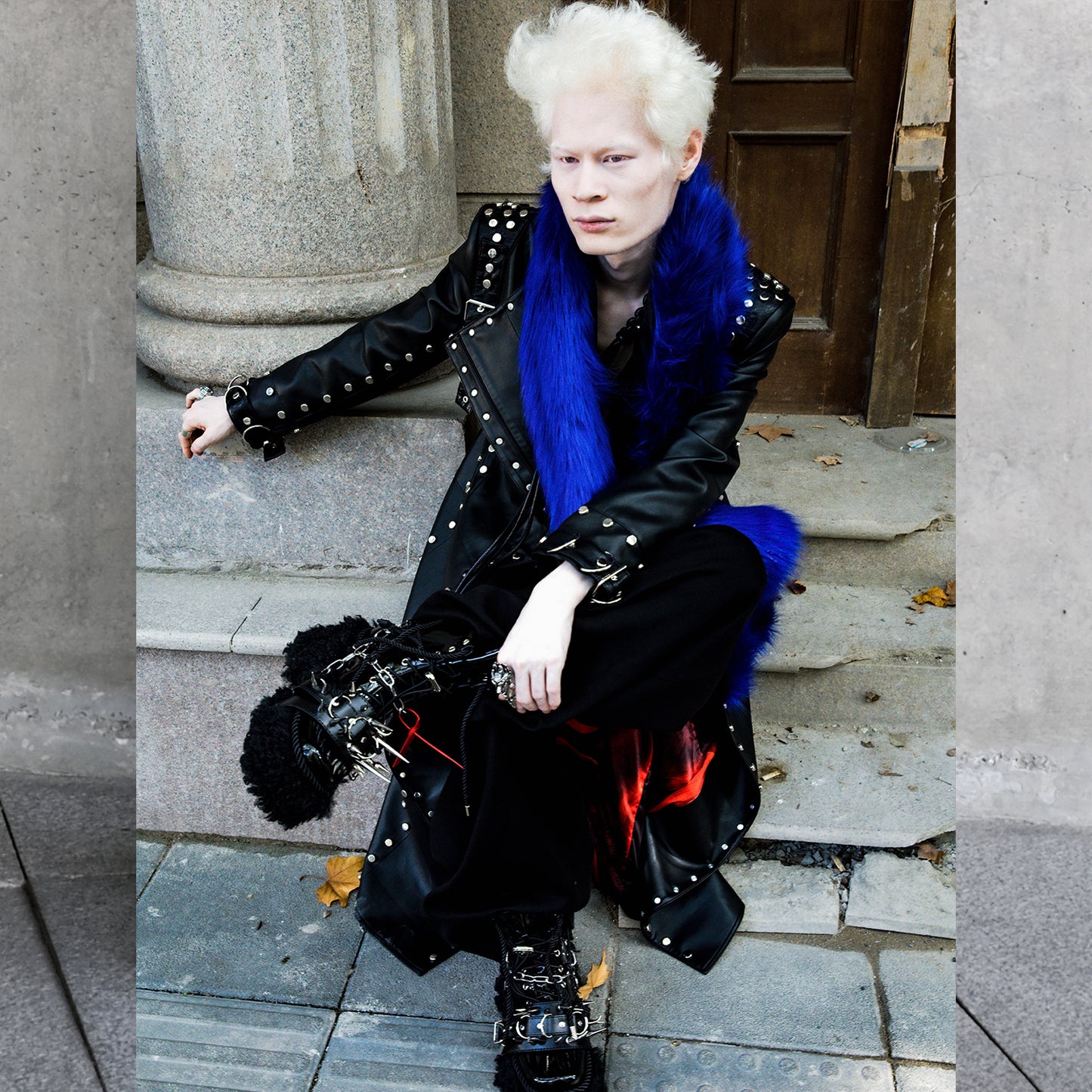 SINKing Rivet Punk Boots