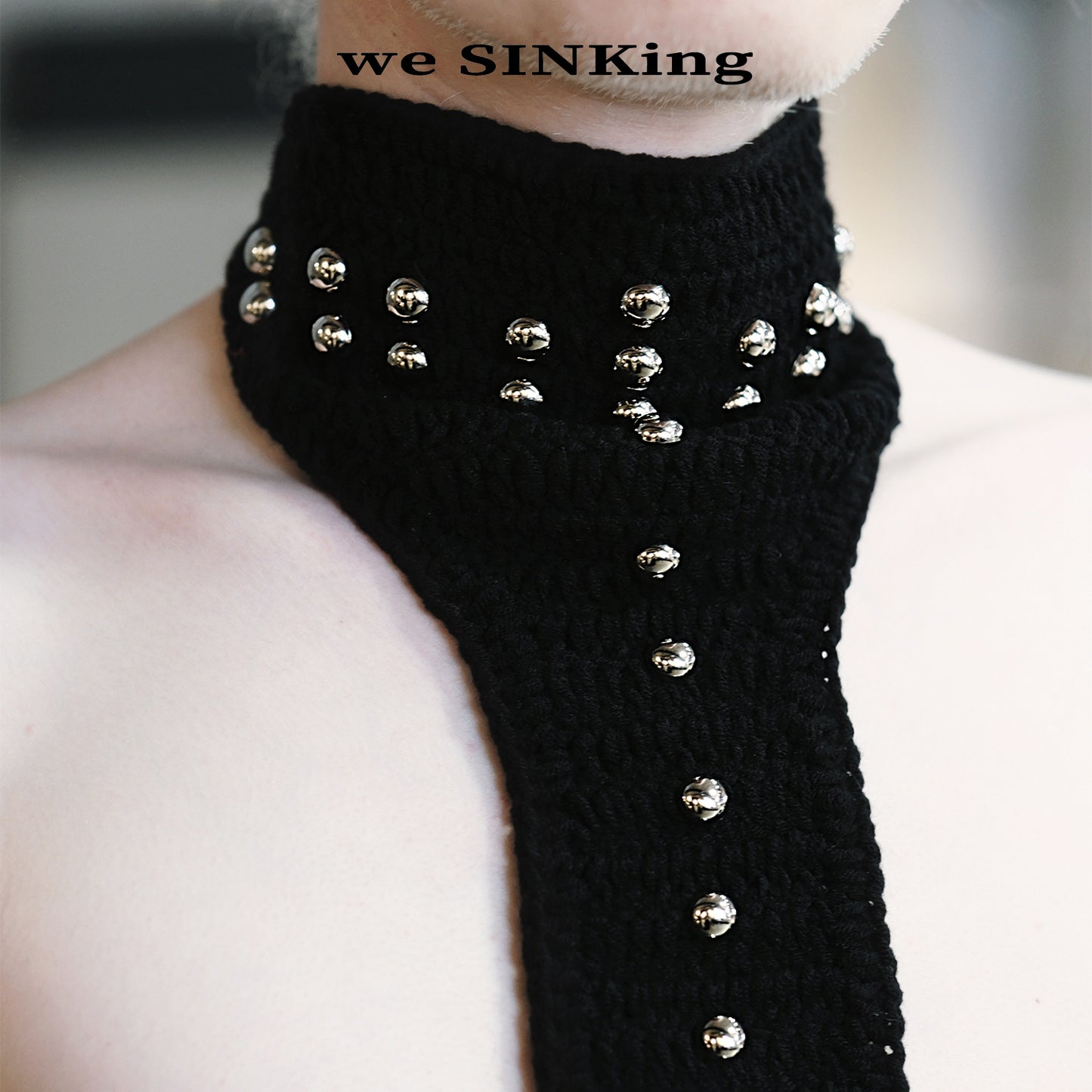 SINKing Knit Studded Neck Scarf