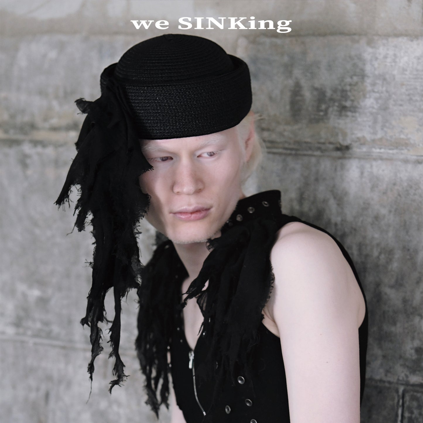 SINKing Straw Frayed Round Hat