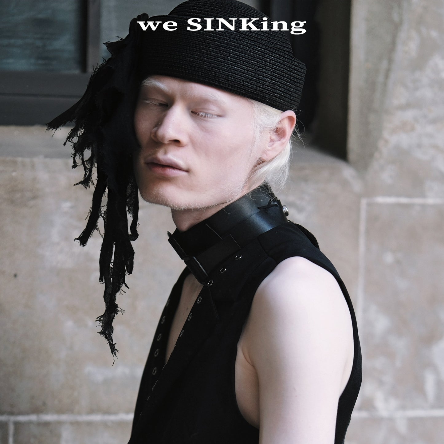 SINKing Straw Frayed Round Hat