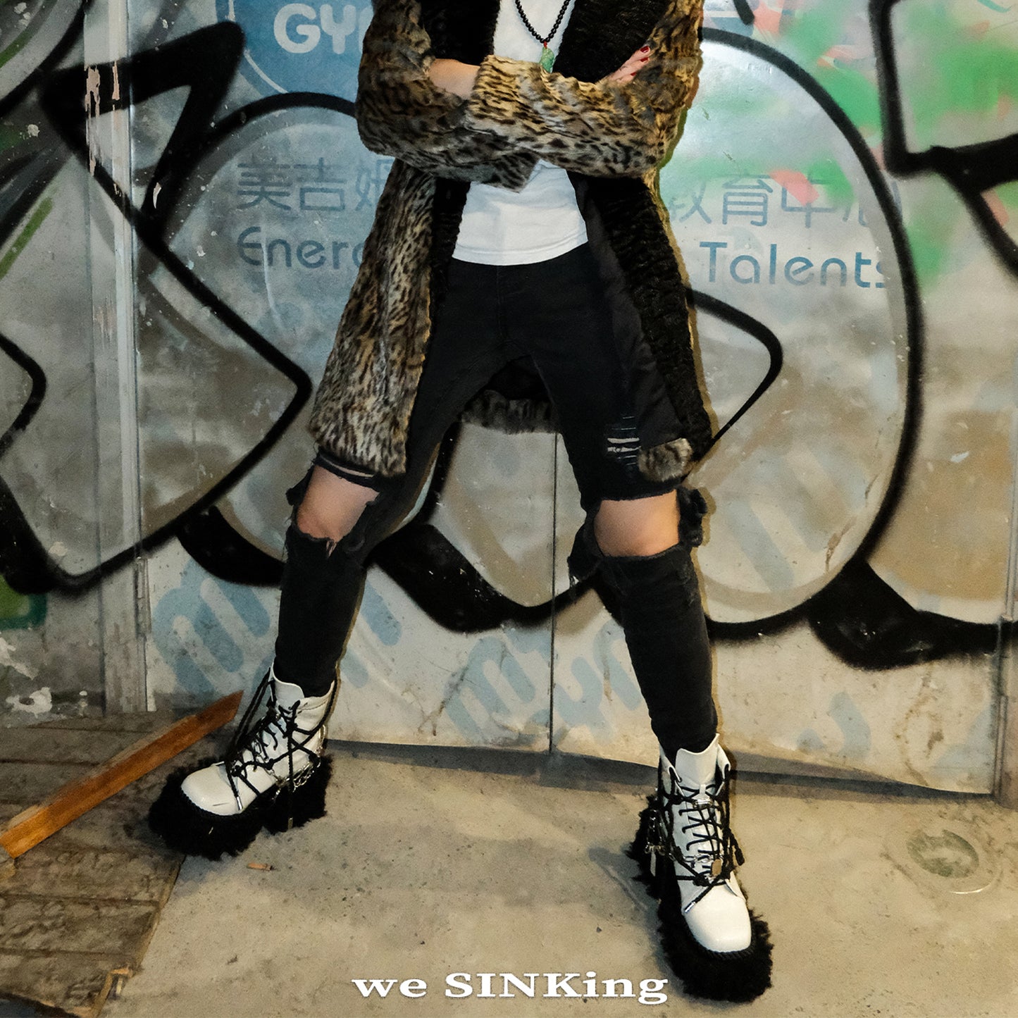 SINKing Rope-Bound Boots White