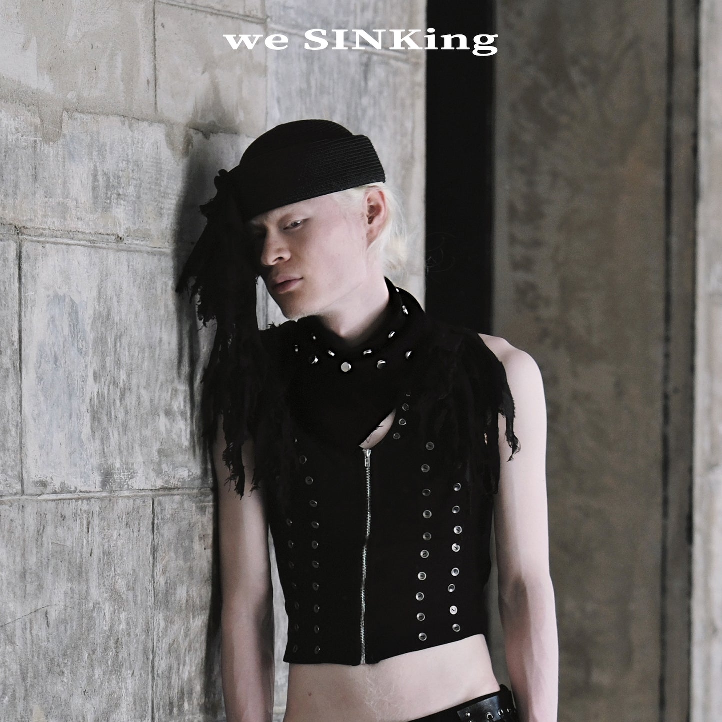 SINKing Twill Studded Neckwear